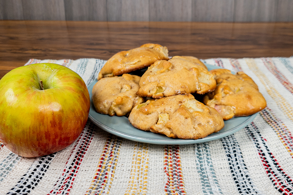 Air Fryer Apple Fritters