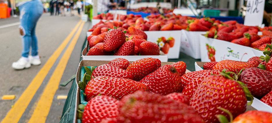 Strawberries Fairfield Farmers' Market